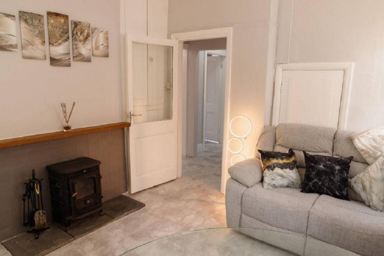 Apartment Lovely, Cosy Beachside 1 - Perfect Location